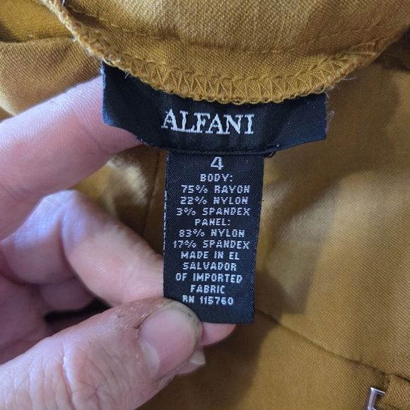 ⭐️Alfani Mustard Ankle Pants Size 4 - Picture 4 of 4